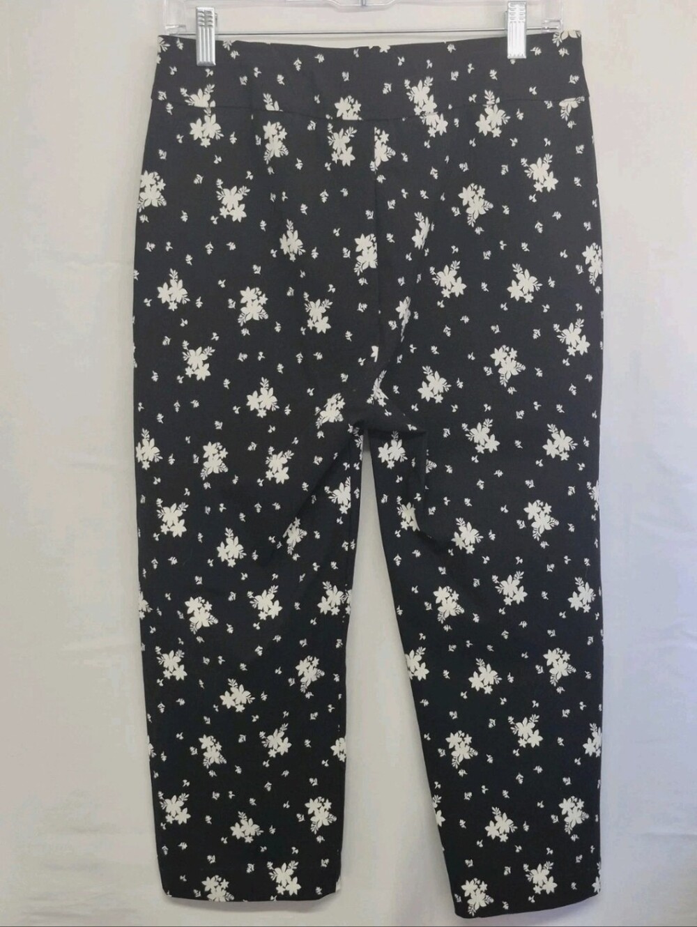GRACE The Perfect Fit– Black & White Floral Stretch Leggings – Women's M - Picture 3 of 10